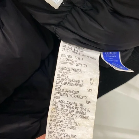 Authentic Canada Goose Chilliwack Bomber - Picture 8 of 16